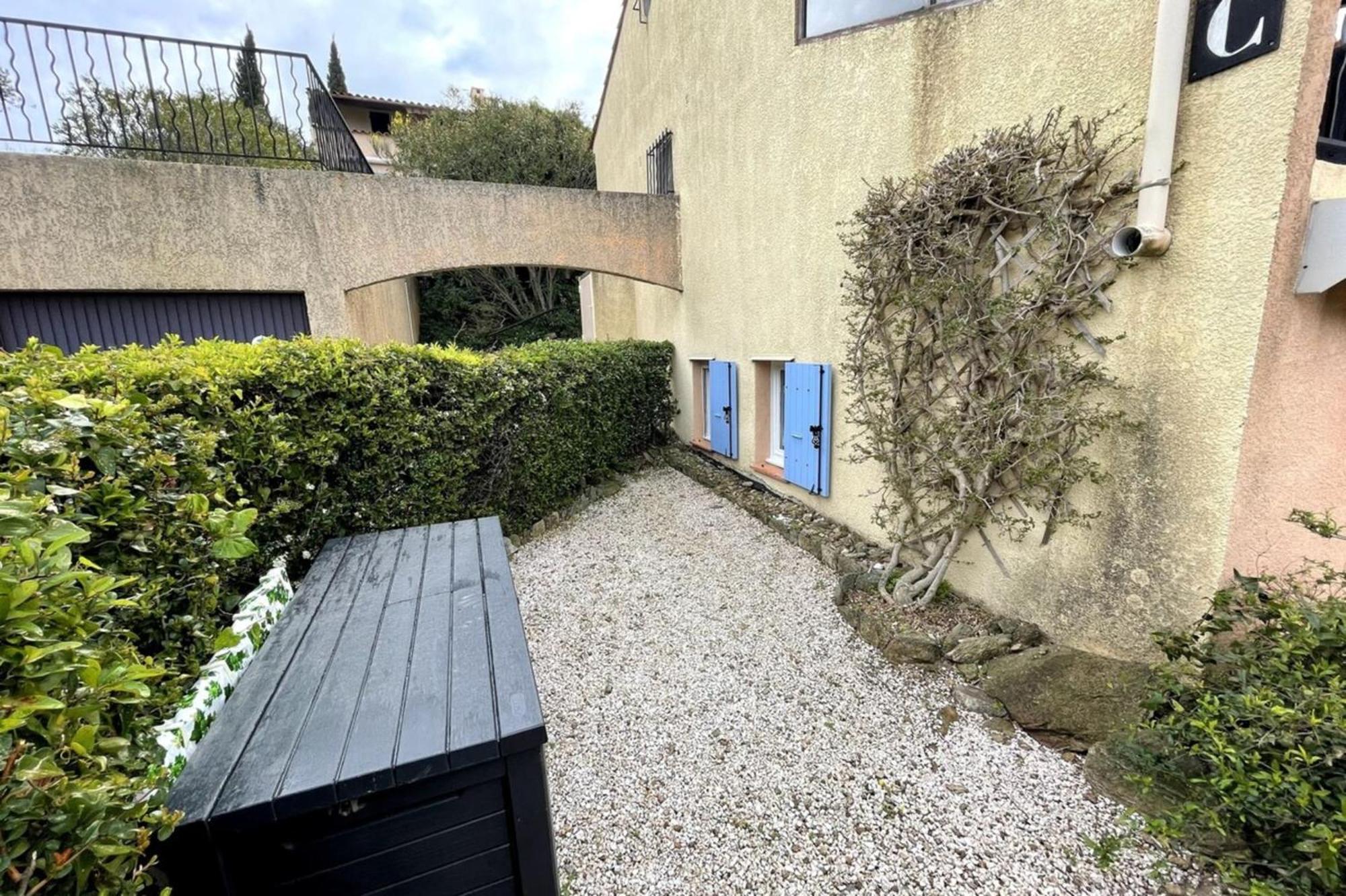 Exceptional View In Saint-Clair For 4 People Apartman Le Lavandou Kültér fotó